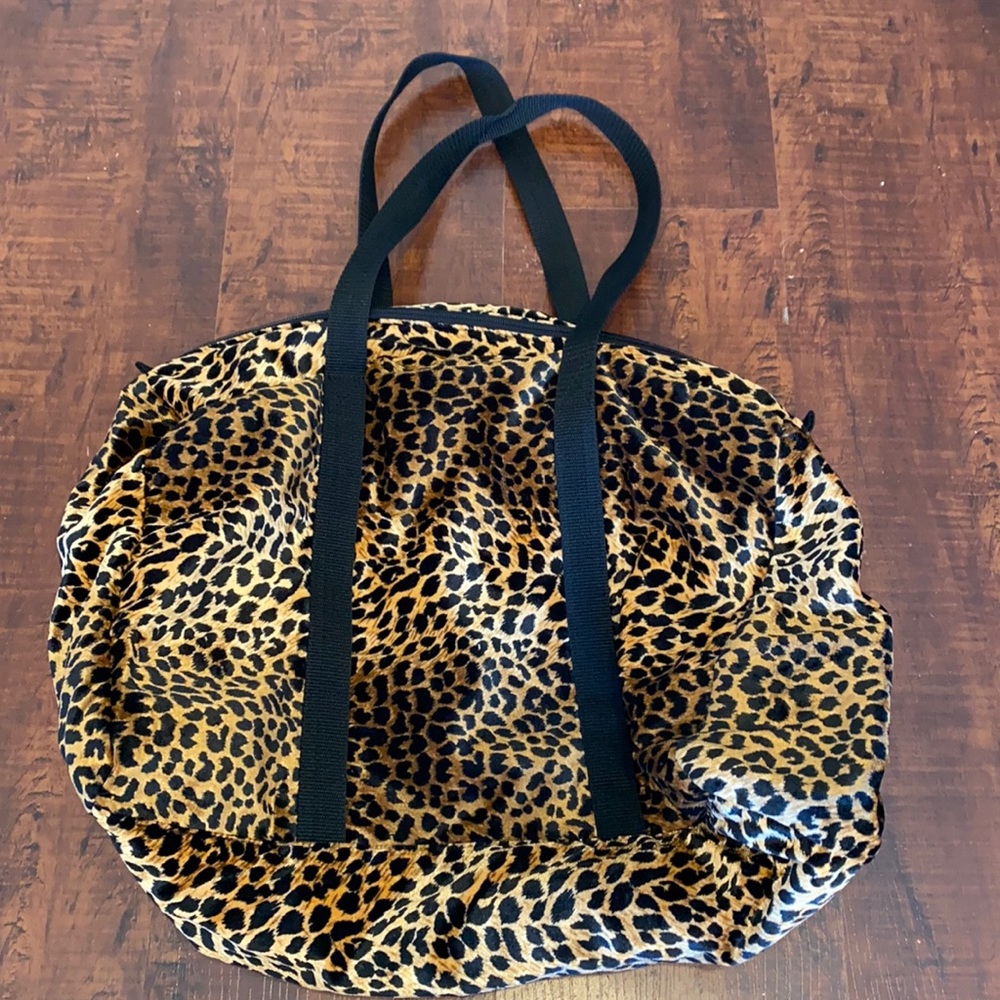 Velour leopard weekend bag